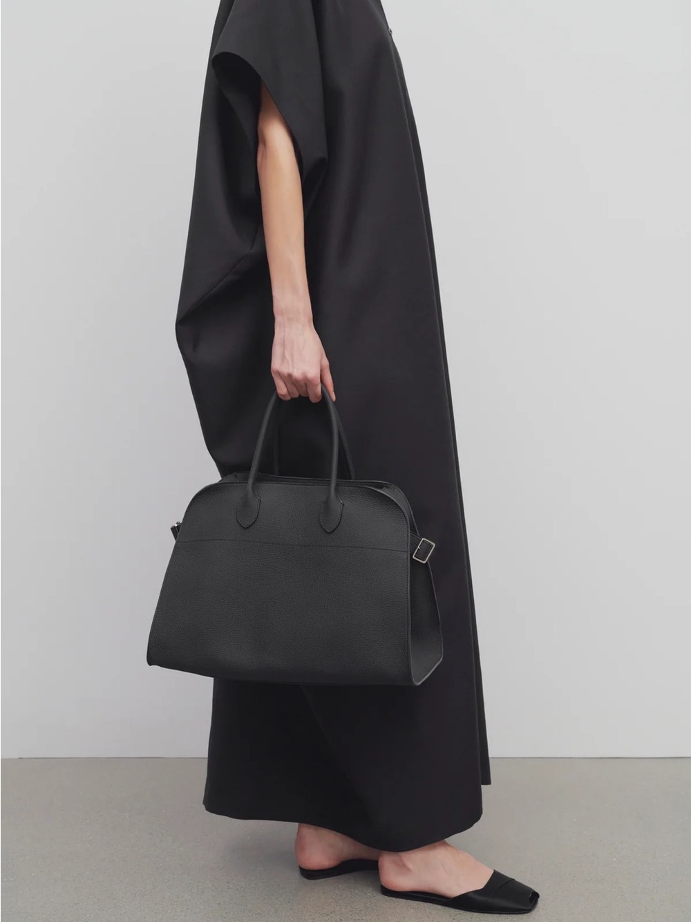 THE ROW: Soft Margaux 15 Bag in Black Pebbled Leather